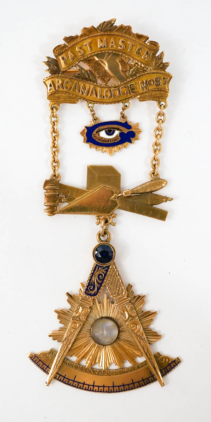 14k Gold and Enamel Masonic Past Master Large Pin