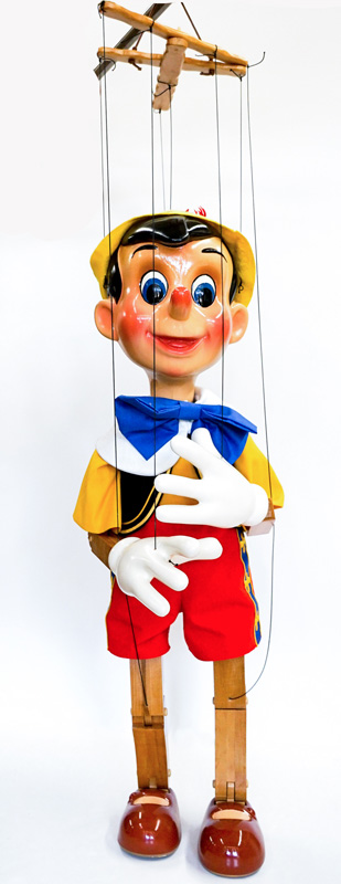 Pinocchio Collector's Edition #132/200 Marionette