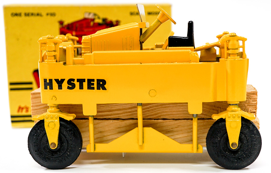 Hyster Straddle Truck Mint in Box