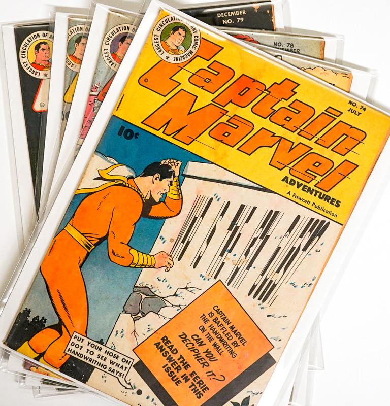 Captain Marvel Vintage Comic Books (4)